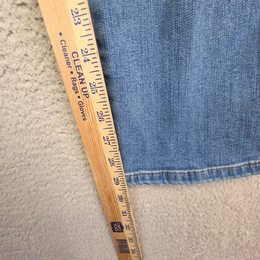 Lee Jeans Women 30x29 Blue Classic Fit Straight Leg Medium Wash Mid Rise Stretch